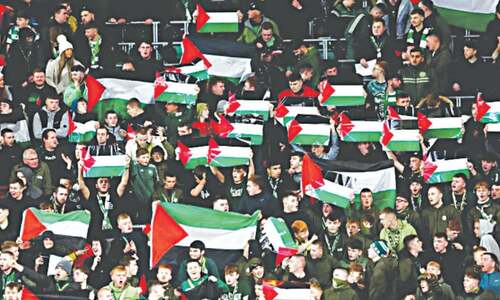 Why Man Utd, Liverpool won&rsquo;t let fans carry Palestinian flags