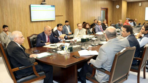 Minister wants strict check on food prices Minister wants strict check on food prices
