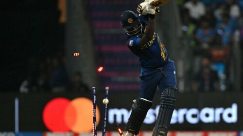 Second-highest Sri Lanka cricket official Mohan de Silva quits