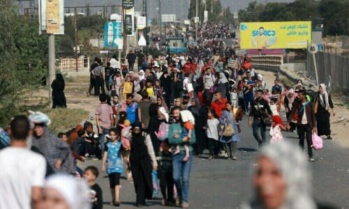 Thousands flee Gaza’s north in ‘forced’ displacement Thousands flee Gaza’s north in ‘forced’ displacement