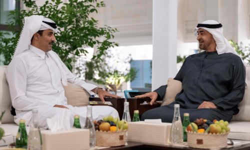 Mossad, CIA chiefs hold prisoner talks in Qatar