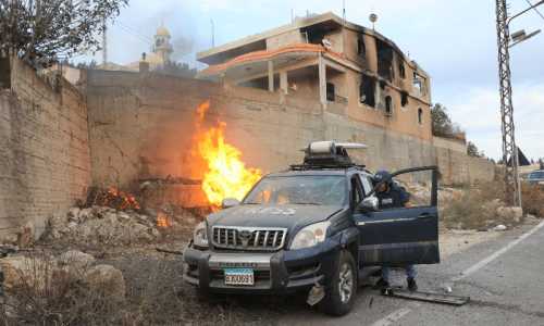 Israeli strikes hit journalists in south Lebanon