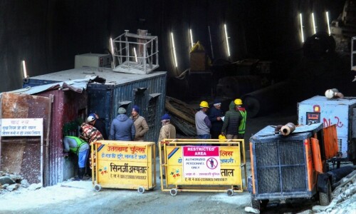 India warns freeing workers trapped in collapsed tunnel for 6 days will ‘take time’ India warns freeing workers trapped in collapsed tunnel for 6 days will ‘take time’