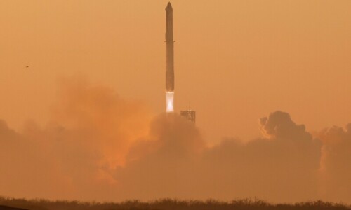 SpaceX Starship launch presumed failed minutes after reaching space