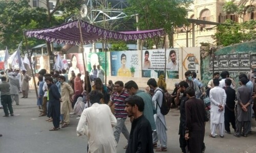 Protesters demand release of &lsquo;missing&rsquo; JPMC doctor