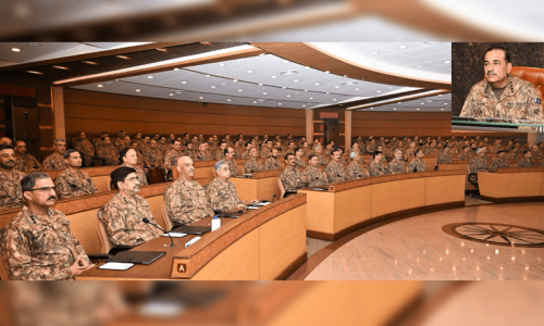 Military top brass resolves to support interim govt in economic recovery, curbing illegal activities