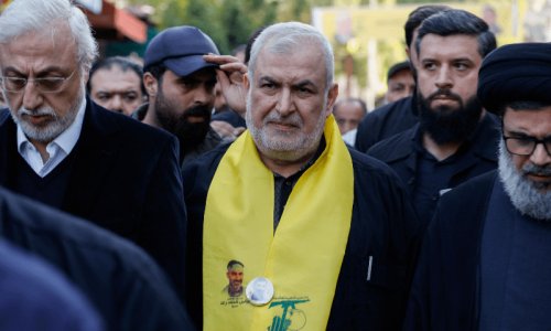 Iran&rsquo;s top diplomat meets Hezbollah chief in Lebanon