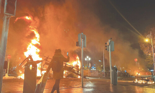 School stabbing in Dublin sparks violence, riots