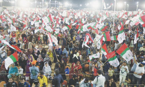 Muttahida demands ‘district autonomy’ at Korangi power show Muttahida demands ‘district autonomy’ at Korangi power show