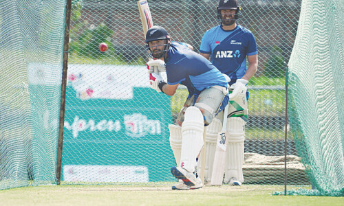 New Zealand prepare for &lsquo;strong&rsquo; Bangladesh in first Test