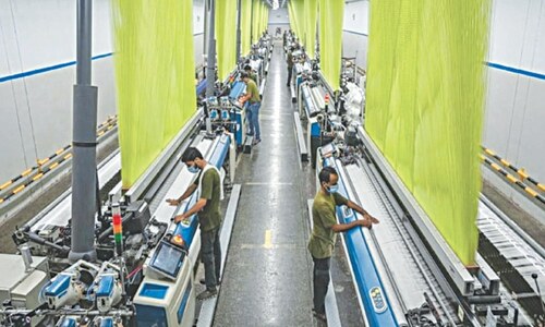 Manufacturers protest gas tariff hike