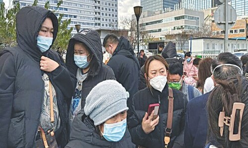 HEALTH: FEARING A POTENTIAL PANDEMIC HEALTH: FEARING A POTENTIAL PANDEMIC