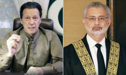 In response to Imran&rsquo;s letter, CJP says &lsquo;will neither be pressurised nor favour anyone&rsquo;