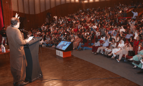 Karachi’s Urdu Conference ends with call to bring down cost of books Karachi’s Urdu Conference ends with call to bring down cost of books