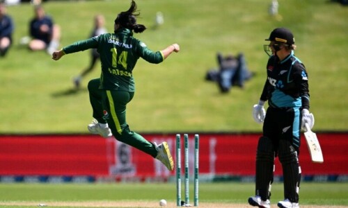 Pakistan women beat New Zealand by 10 runs to complete historic T20 series win Pakistan women beat New Zealand by 10 runs to complete historic T20 series win