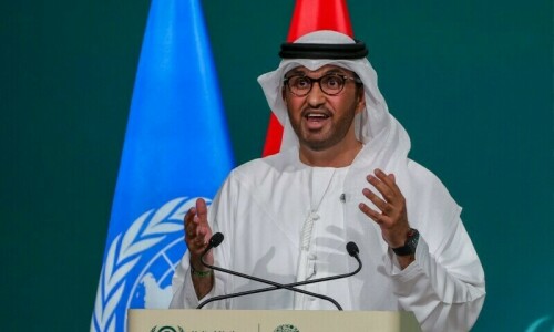 COP28 chief pushes for draft deal as talks resume