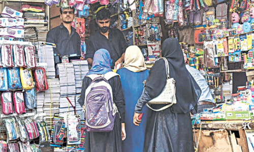 Textbook prices almost double in a year Textbook prices almost double in a year
