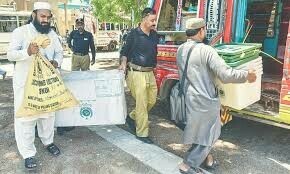 ملک بھر میں ڈپٹی کمشنرز، ایڈیشنل ڈپٹی کمشنرز کے تقرر و تبادلوں پر پابندی عائد