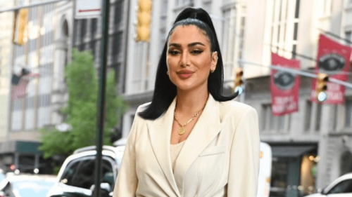 Huda Beauty founder Huda Kattan defies threats, remains steadfast in her support of Palestine Huda Beauty founder Huda Kattan defies threats, remains steadfast in her support of Palestine