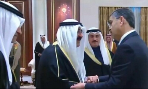 PM Kakar lands in Kuwait to condole death of Emir Sheikh Nawaf PM Kakar lands in Kuwait to condole death of Emir Sheikh Nawaf