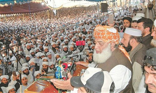 Tug of war in JUI-F over Shangla poll tickets
