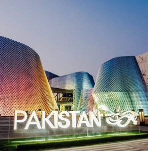 Immersive tourism