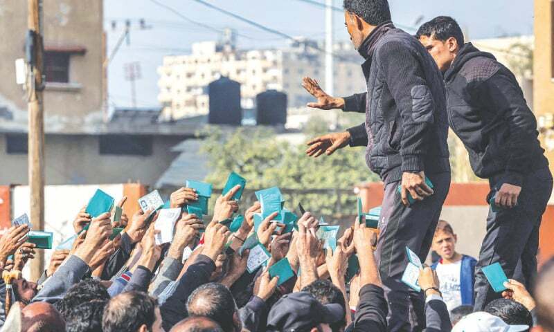 Israel steps up south Gaza bombardment