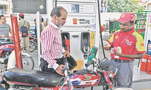 Petroleum prices likely to be slashed by over Rs10