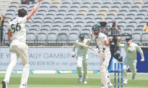 Pakistan to ring changes in bid to break losing streak in Australia Pakistan to ring changes in bid to break losing streak in Australia