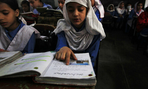 Govt to cut textbook size, provide old books to half of schoolchildren