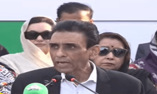 ایم کیو ایم پاکستان نے تین آئینی ترمیم کا مطالبہ کردیا