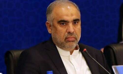 پشاور: سابق اسپیکر اسد قیصر کے کاغذات نامزدگی منظور
