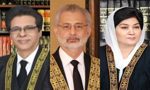CJP-led SC bench to hear PTI plea on electoral symbol on Wednesday CJP-led SC bench to hear PTI plea on electoral symbol on Wednesday