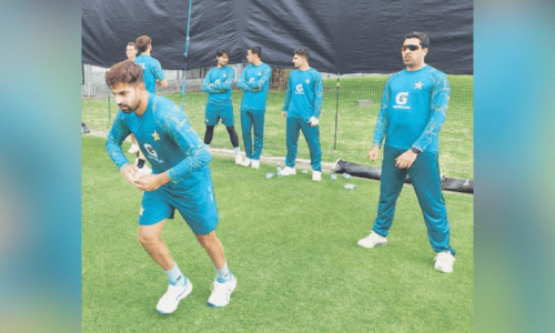 Conway sizes up challenge as Pakistan hold first training session in NZ