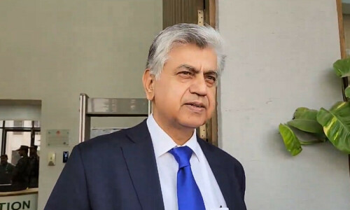 سیکیورٹی مسائل حقیقی ہیں، انتخابات 8 فروری کو ہی ہوں گے، نگران وزیر اطلاعات