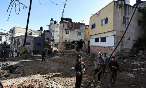 Israeli forces kill Palestinian in West Bank raid