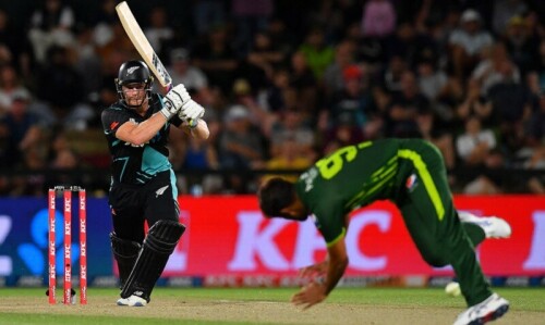 New Zealand chase down 159 to win fourth T20 against Pakistan New Zealand chase down 159 to win fourth T20 against Pakistan