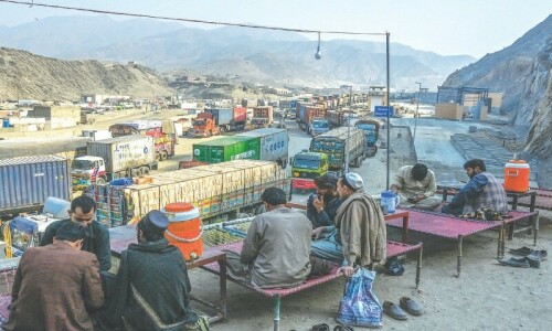 Vehicles with export goods return from Torkham border