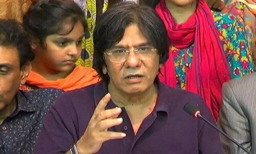 Govt officers supporting rival party will be held accountable, warns MQM-P