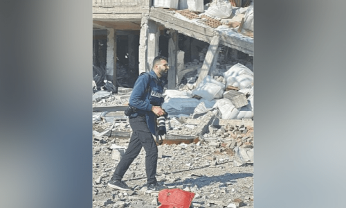 Photojournalist Motaz Azaiza evacuates from Gaza after 104 days