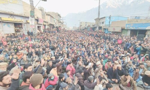 Pressure mounts on authorities as GB protests widen