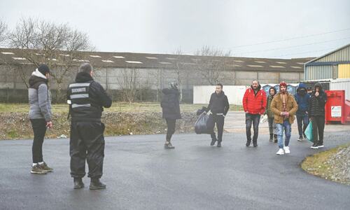 Five die trying to cross Channel to UK in freezing cold