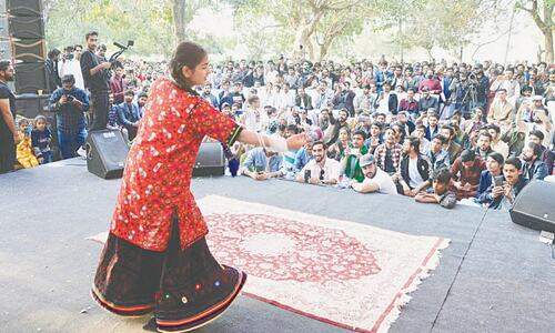 Lahooti Melo calls for saving Karoonjhar hills