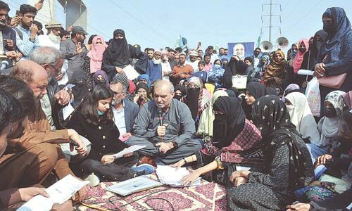 JI sit-in calls upon BIEK to rectify &lsquo;flawed intermediate results&rsquo;