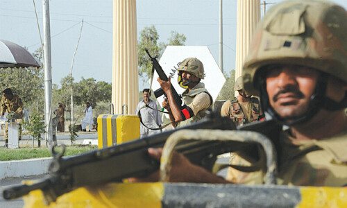 Troops&rsquo; deployment to begin from Feb 5th: Sindh minister