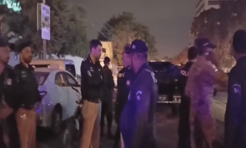 کراچی: کالعدم تنظیم نے الیکشن کمشنر کے دفتر کے باہر دھماکے کی ذمے داری قبول کر لی