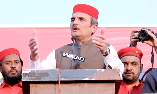 Hoti urges people not to vote  for independents