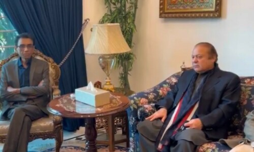 نواز شریف سے ملاقات کے بعد ایم کیو ایم وفد نے حکومت سازی کی خبروں کو مسترد کردیا