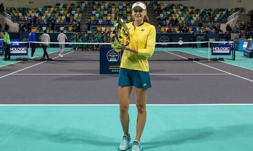 Rybakina cruises past Kasatkina to claim Abu Dhabi title