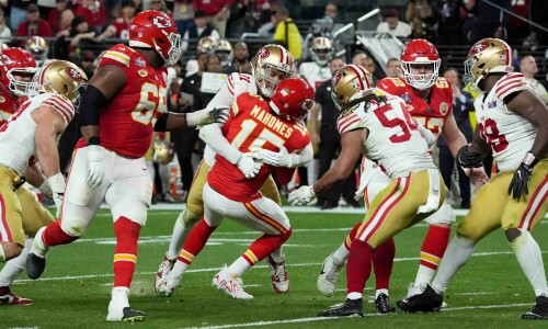 Patrick Mahomes leads Kansas City Chiefs to Super Bowl thriller over San Francisco 49ers Patrick Mahomes leads Kansas City Chiefs to Super Bowl thriller over San Francisco 49ers